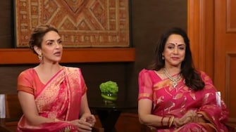 Watch mother-daughter duo Hema Malini and Esha Deol in conversation with Rajdeep Sardesai